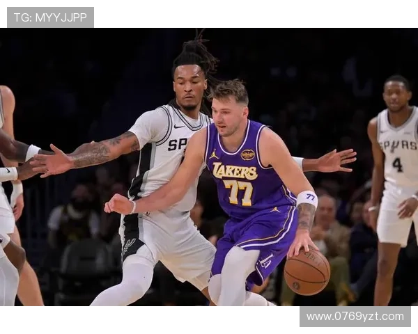 东契奇12场30分+ 湖人历史第4人登场